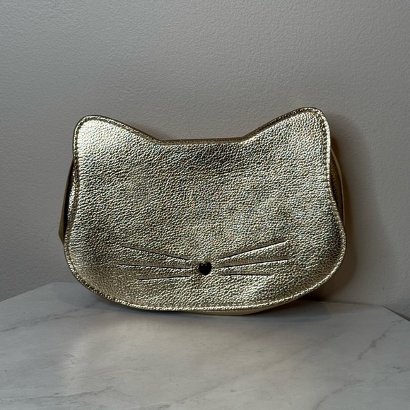 tarte Handbags - 🔥NWOT Tarte Cat-Shaped Makeup Metallic Gold Bag🔥